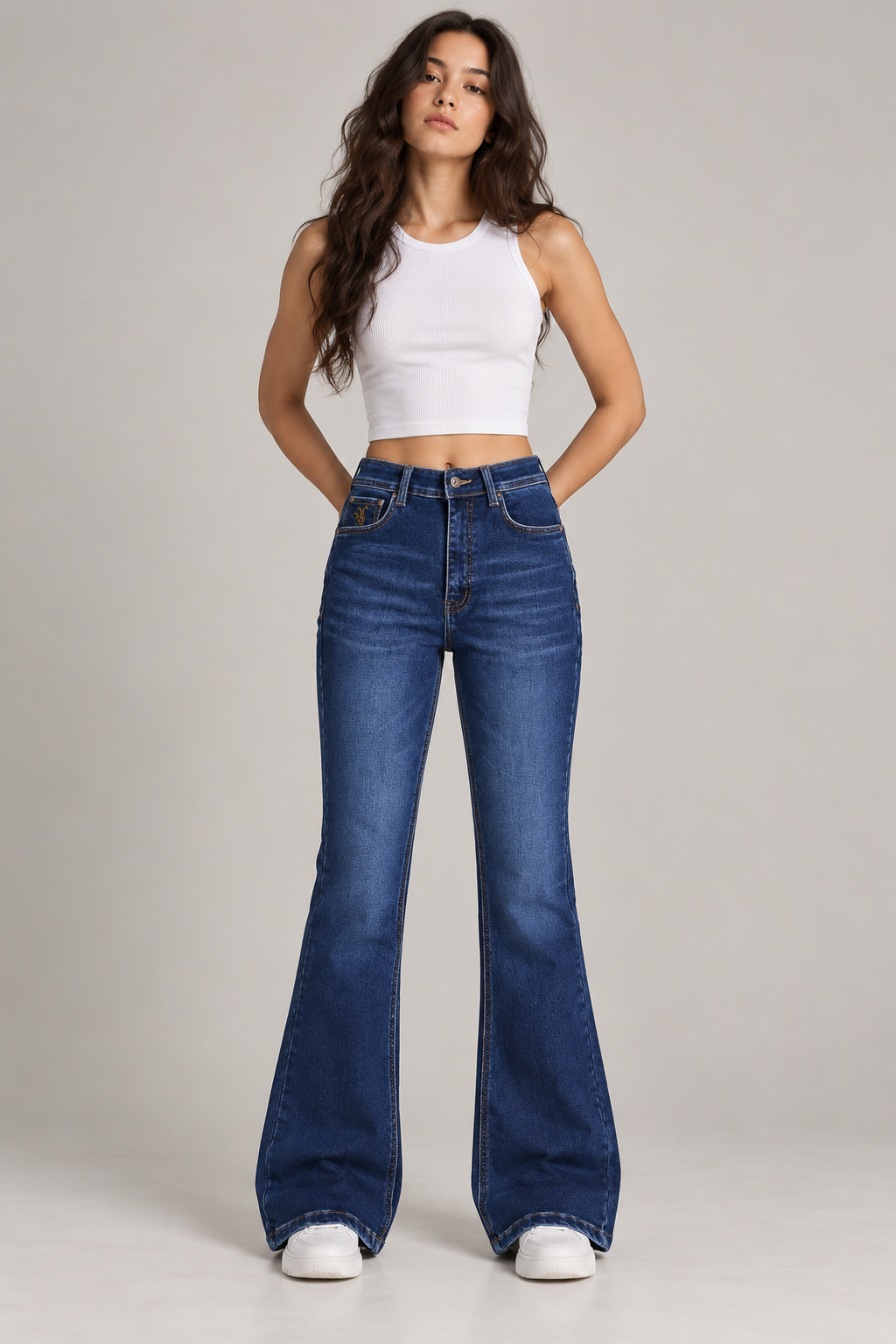 BOOTCUT