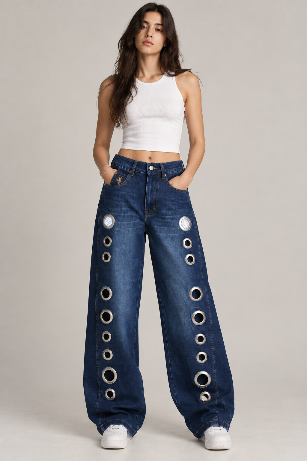 STRAIGHT FIT